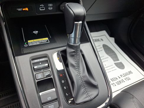 Used 2024 Honda CR-V EX-L image 15