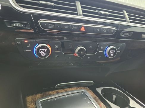 Used 2019 Audi Q7 3.0T Premium w/ Convenience Package image 33
