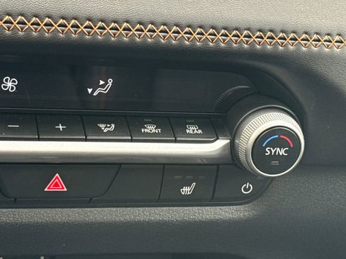 Used 2025 MAZDA CX-50 AWD 2.5 Hybrid w/ Premium Pkg image 30