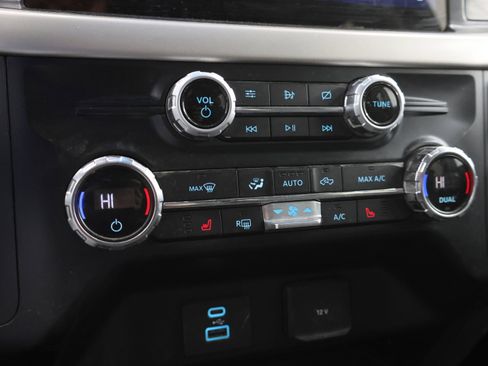 Used 2021 Ford F150 XLT w/ Equipment Group 302A High image 47