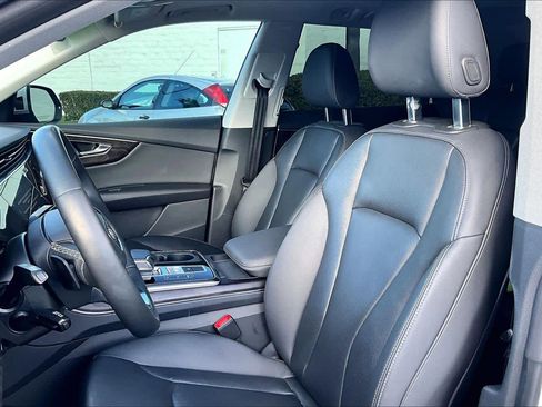 Used 2022 Audi Q8 Premium Plus w/ Premium Plus Package image 8