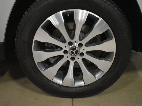 Used 2019 Mercedes-Benz GLS 450 4MATIC w/ Premium 1 Package image 48