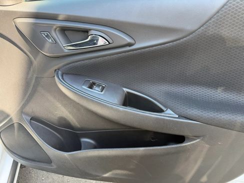 Used 2016 Chevrolet Malibu LT FWD image 8