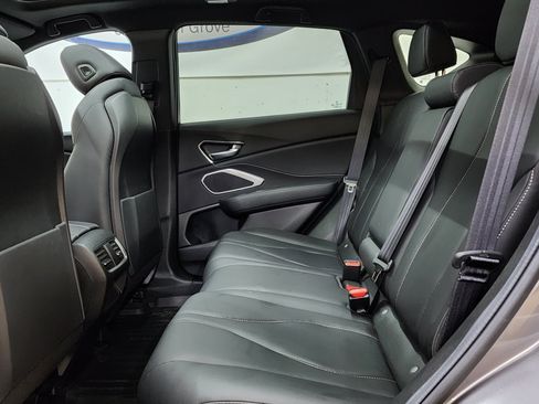 Used 2025 Acura RDX SH-AWD image 16