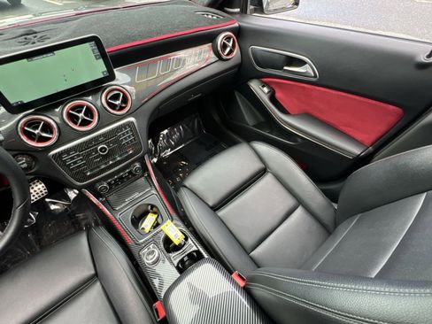 Used 2016 Mercedes-Benz CLA 250 image 14