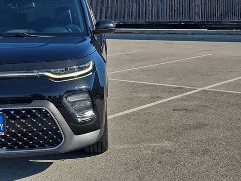 Used 2020 Kia Soul EX FWD image 11