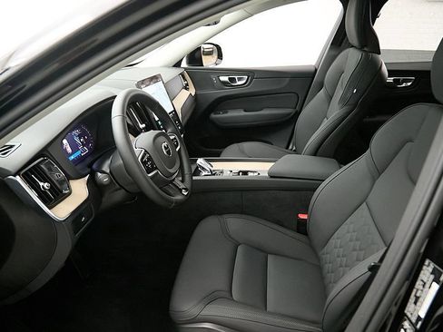 New 2026 Volvo XC60 B5 Plus w/ Protection Package Premier AWD/4WD image 18