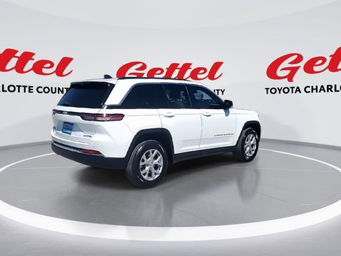 Used 2022 Jeep Grand Cherokee Limited w/ Luxury Tech Group II image 8