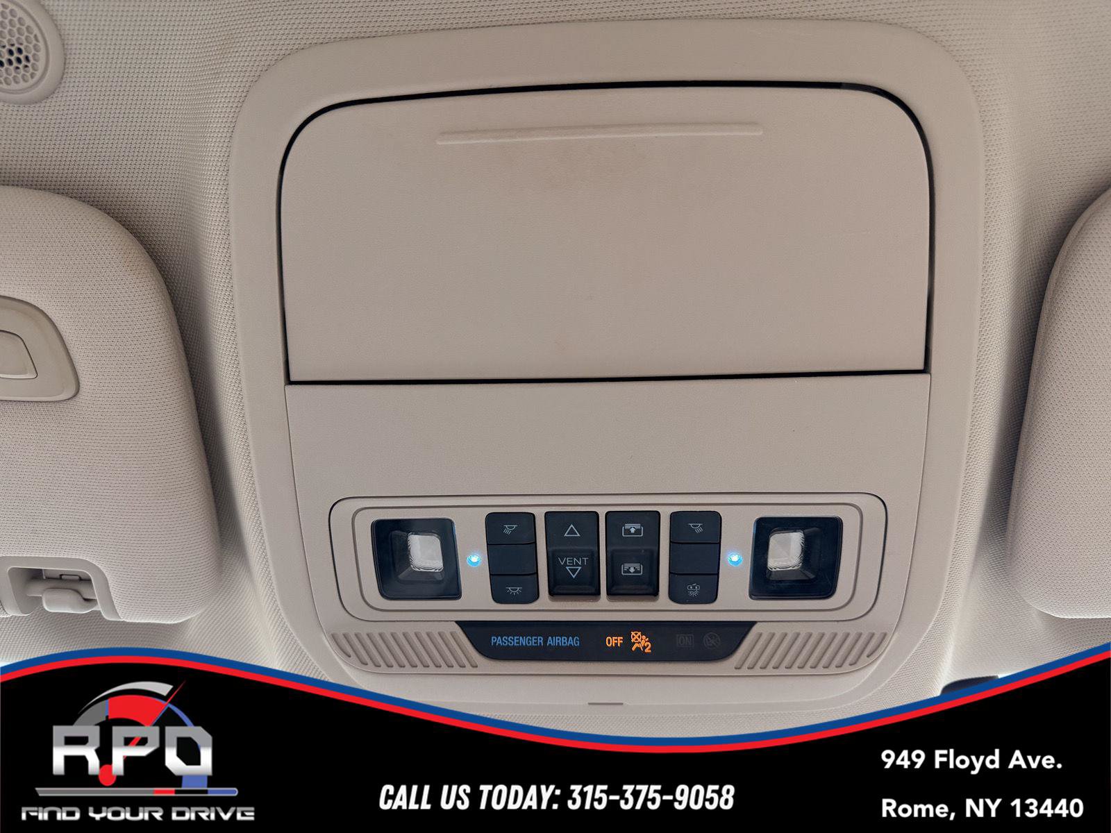 Used 2020 Ford Explorer Platinum w/ Premium Technology Package AWD/4WD image 37