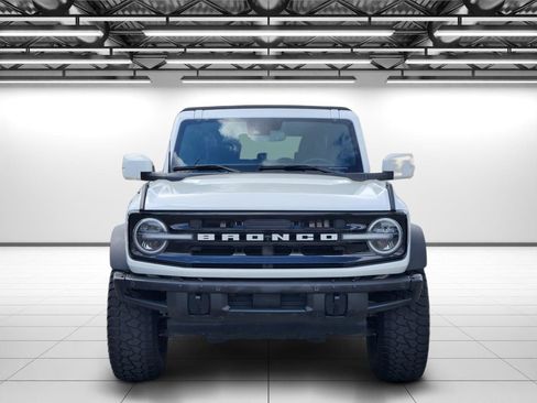 Used 2021 Ford Bronco Outer Banks w/ Sasquatch Package image 4
