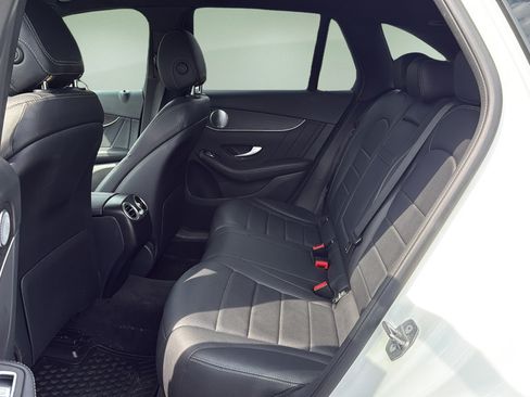Used 2020 Mercedes-Benz GLC 300 4MATIC image 22