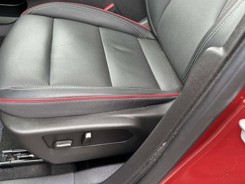 Certified 2023 Buick Envision Essence w/ Sport Touring Package image 21