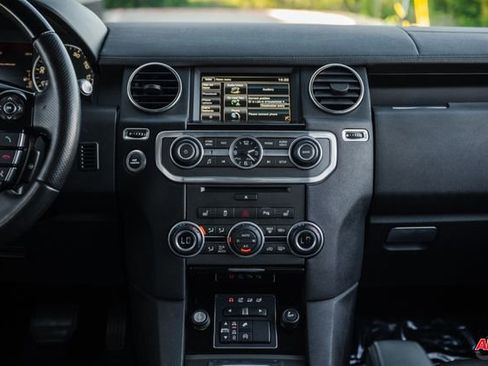 Used 2015 Land Rover LR4 HSE image 16