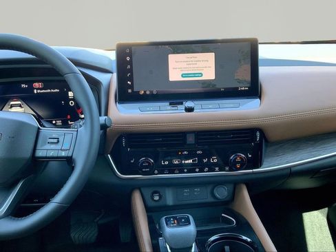 New 2026 Nissan Rogue Platinum AWD/4WD image 9
