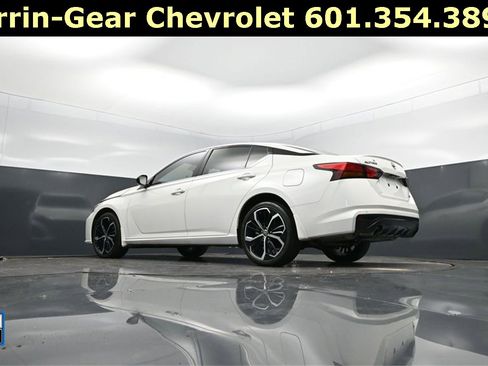 Used 2024 Nissan Altima 2.5 SR image 41