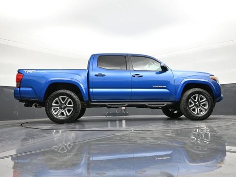 Used 2016 Toyota Tacoma TRD Sport w/ Towing Package RWD image 25
