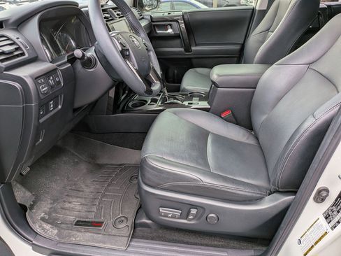 Used 2021 Toyota 4Runner Nightshade image 13