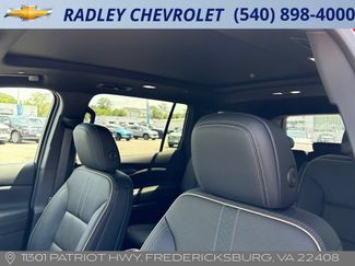 Used 2025 Chevrolet Traverse High Country w/ LPO, Floor Liner Package AWD/4WD video 2