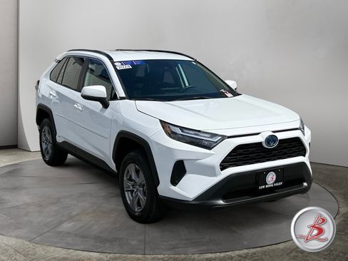 Used 2024 Toyota RAV4 LE AWD/4WD image 1