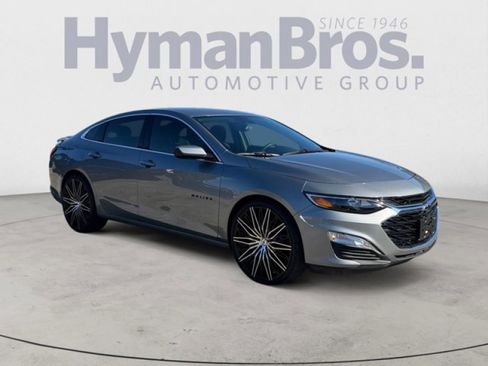 Used 2024 Chevrolet Malibu RS image 1