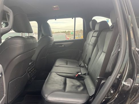 Used 2024 Lexus LX 600 F Sport image 8