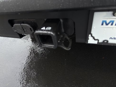 New 2025 Ford Maverick XLT w/ XLT Luxury Package image 6