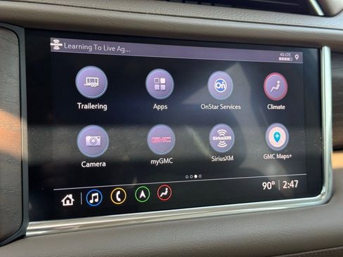 Used 2021 GMC Yukon Denali w/ Denali Premium Package image 31