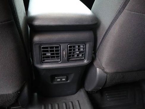 Used 2025 Toyota RAV4 XLE w/ Convenience Package FWD image 15