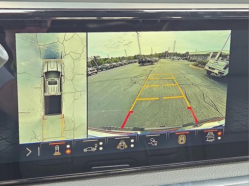 Used 2025 GMC Sierra 2500 Denali w/ Denali Reserve Package image 18