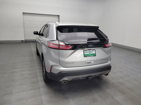 Used 2019 Ford Edge Titanium w/ Cold Weather Package image 6