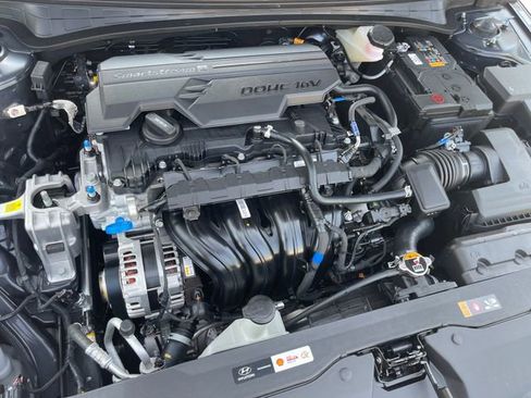 New 2026 Hyundai Elantra SE image 13