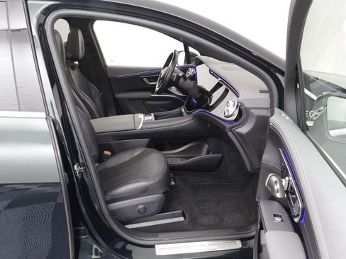 Used 2023 Mercedes-Benz EQS 580 4MATIC SUV image 23