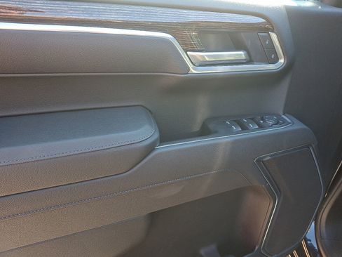 New 2026 GMC Sierra 1500 Elevation image 12