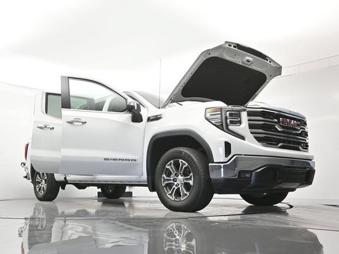 Certified 2024 GMC Sierra 1500 SLT AWD/4WD image 50
