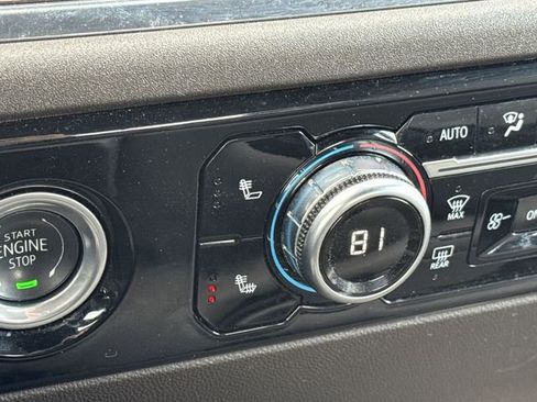 Used 2024 GMC Sierra 1500 SLT image 19