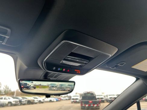 New 2026 Chevrolet Blazer EV RS AWD/4WD image 18
