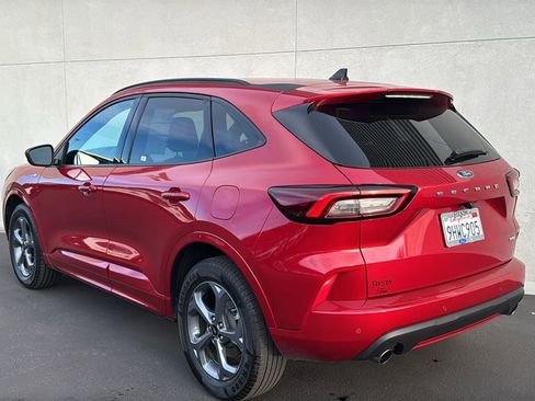 Certified 2023 Ford Escape ST-Line w/ Tech Pack #1 image 4