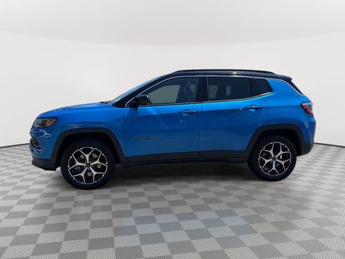 Used 2025 Jeep Compass Limited w/ Sun & Sound Group AWD/4WD image 7