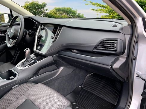 Certified 2025 Subaru Outback Premium image 26