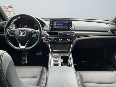 Used 2022 Honda Accord Sport image 9