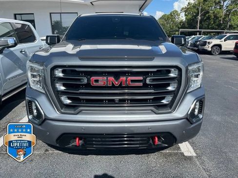 Used 2021 GMC Sierra 1500 AT4 w/ AT4 Premium Package AWD/4WD image 3