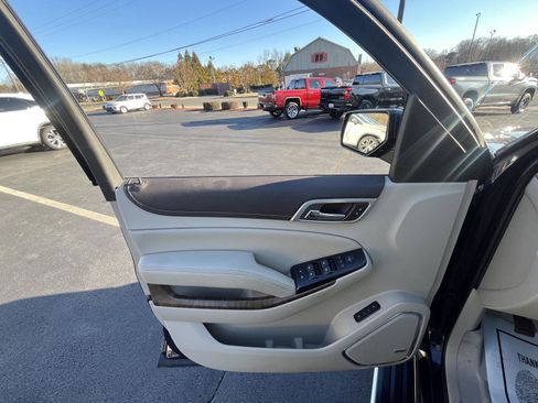 Used 2018 GMC Yukon Denali image 7