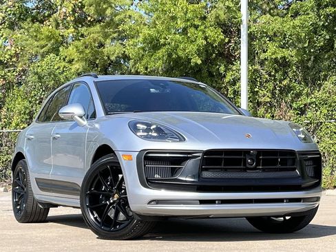 Used 2026 Porsche Macan GTS AWD/4WD image 2