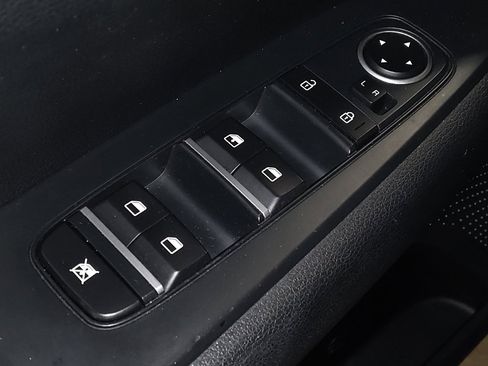 Used 2019 Kia Forte LXS image 27