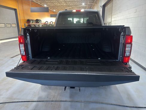 Used 2022 Ford F250 XLT w/ Black Appearance Package image 21