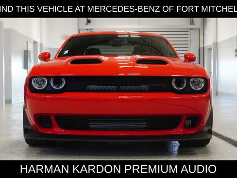 Used 2023 Dodge Challenger SRT Hellcat image 3