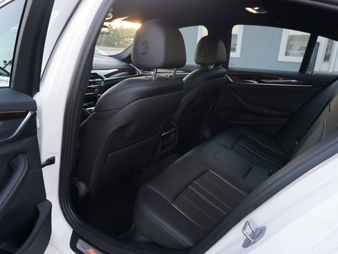 Used 2018 BMW 530i image 19