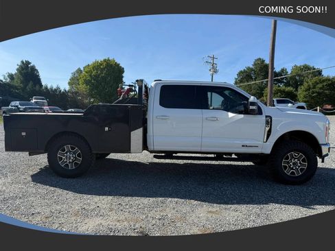 Used 2023 Ford F350 Lariat AWD/4WD image 6