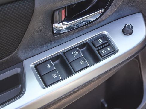 Used 2017 Subaru Crosstrek 2.0i Premium image 28