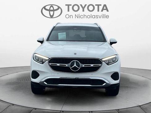 Used 2025 Mercedes-Benz GLC 350e 4MATIC image 9